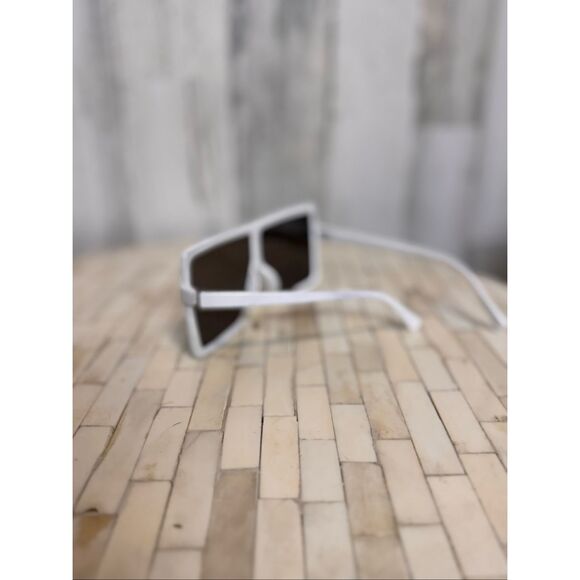 White Oversized Square Sunglasses Retro Shield Frame - Picture 4 of 5